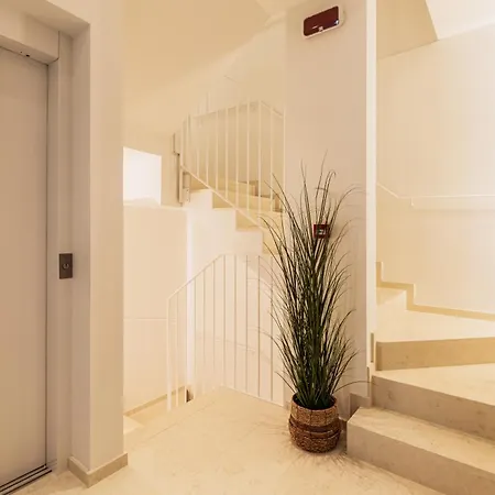 Aparthotel Residenza Ca' Rovere 4*