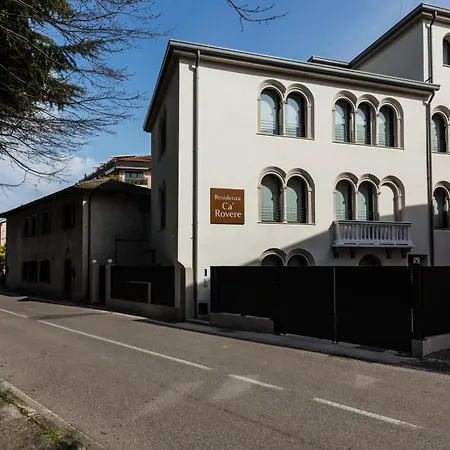 Residenza Ca' Rovere Appart hôtel 4*