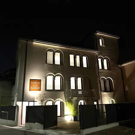 Ξενοδοχείο με διαμερίσματα Residenza Ca' Rovere Τρεβίζο