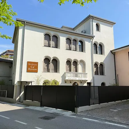 Residenza Ca' Rovere Ξενοδοχείο με διαμερίσματα