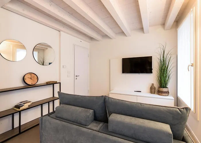 Residenza Ca' Rovere 4*