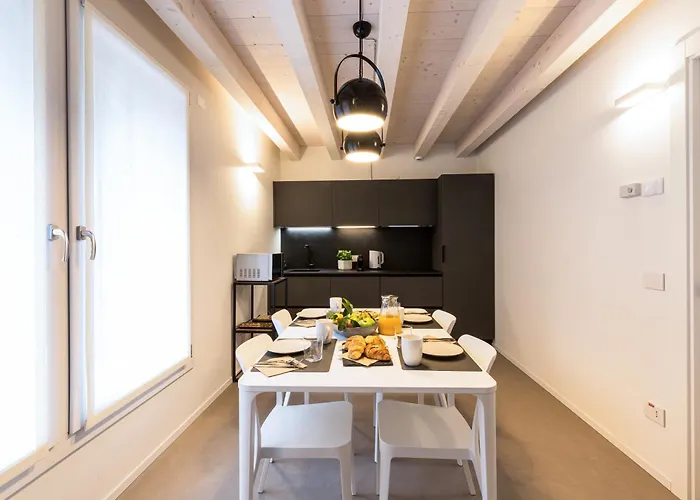 아파트호텔 Residenza Ca' Rovere